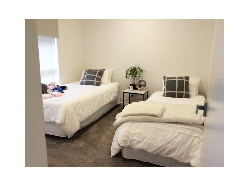 Unit 2/4 Ligar Street, Woodend VIC 3442