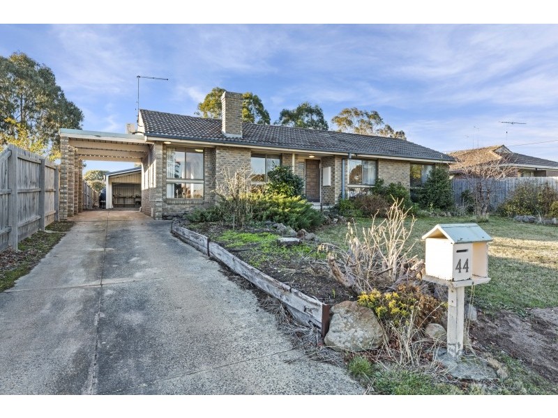 44 Fersfield Road, Gisborne VIC 3437