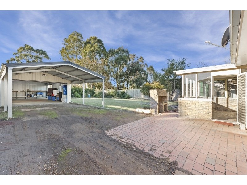 44 Fersfield Road, Gisborne VIC 3437