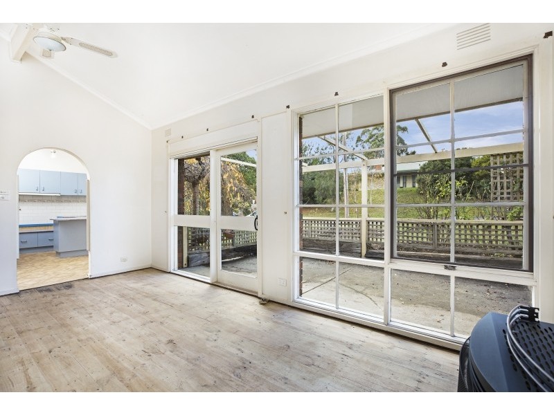 8 Oakley Court, Gisborne VIC 3437