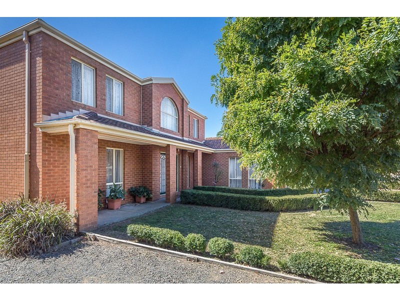 11 Dalray Crescent, New Gisborne VIC 3438
