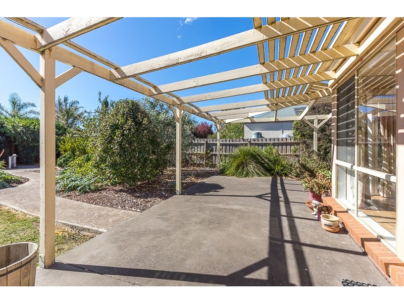 11 Dalray Crescent, New Gisborne VIC 3438