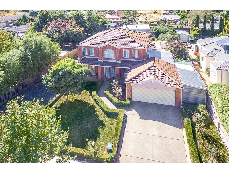 11 Dalray Crescent, New Gisborne VIC 3438