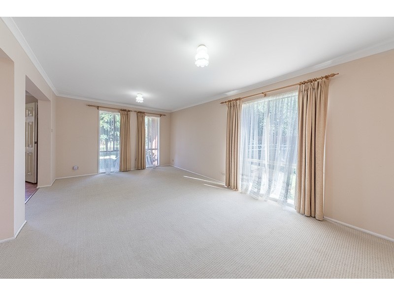 11 Dalray Crescent, New Gisborne VIC 3438