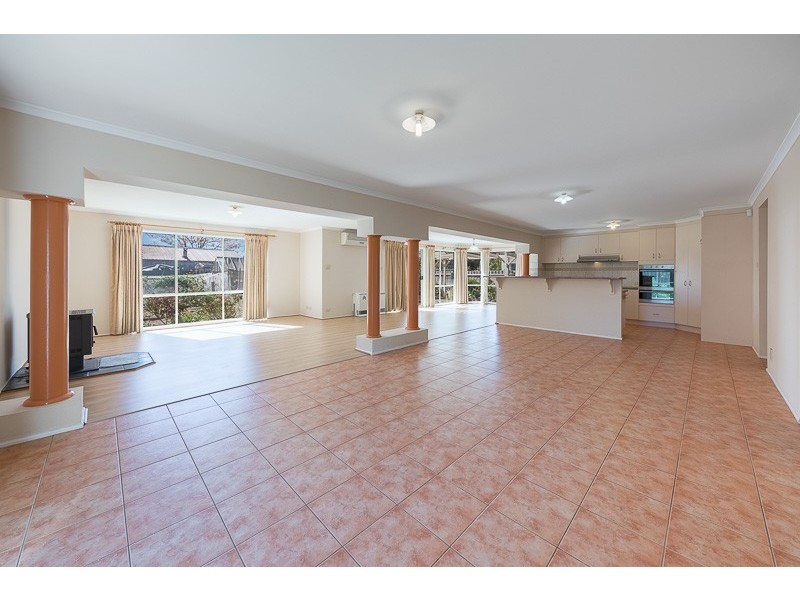 11 Dalray Crescent, New Gisborne VIC 3438