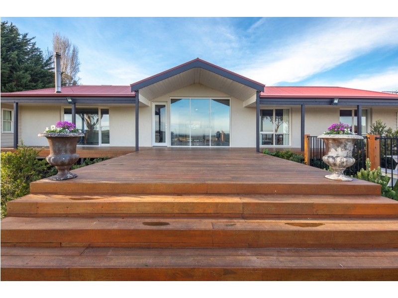 137 Tweddle Road, Gisborne South VIC 3437