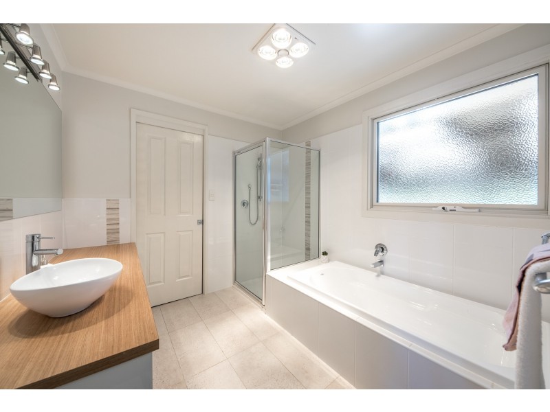 137 Tweddle Road, Gisborne South VIC 3437