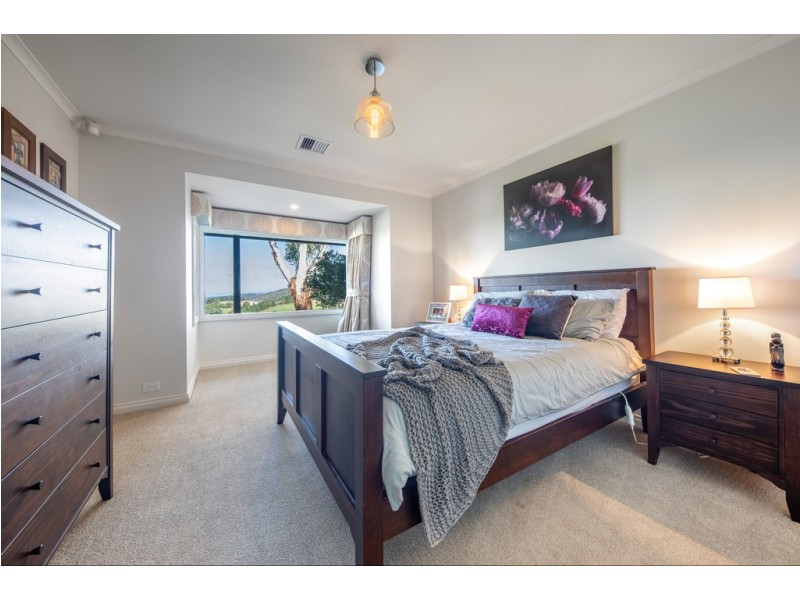 137 Tweddle Road, Gisborne South VIC 3437