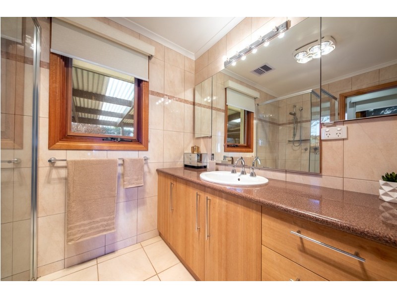 137 Tweddle Road, Gisborne South VIC 3437