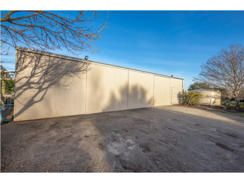 137 Tweddle Road, Gisborne South VIC 3437