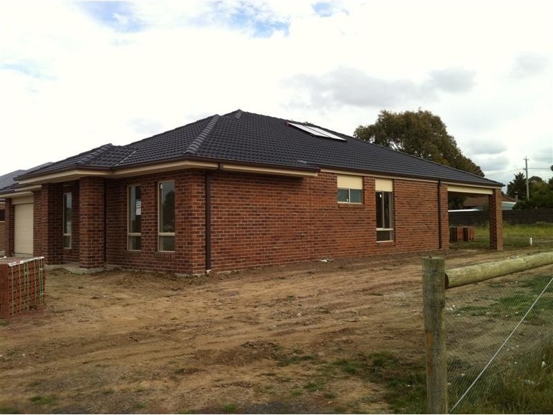 27 Bluegum Circuit, Riddells Creek VIC 3431