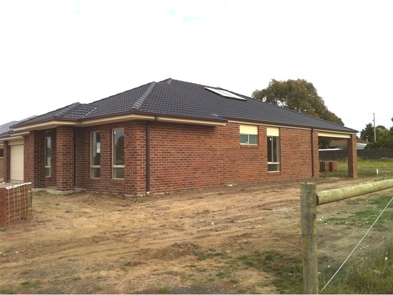 27 Bluegum Circuit, Riddells Creek VIC 3431