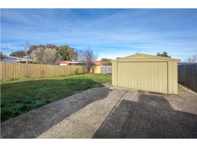 27 Scenic Court, Gisborne VIC 3437