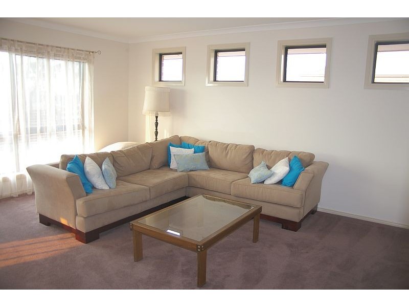 17 Alcheringa Court, Gisborne VIC 3437