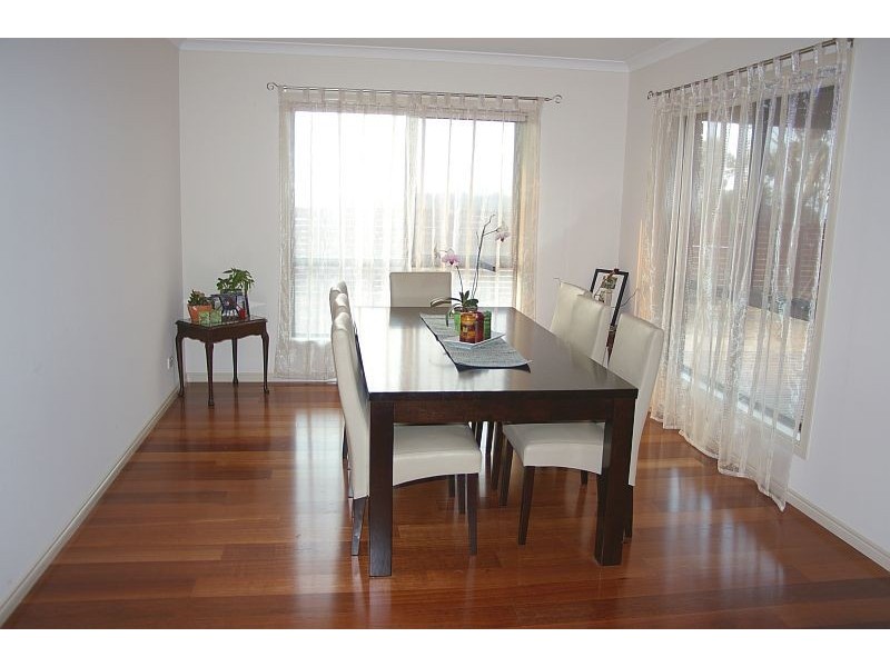 17 Alcheringa Court, Gisborne VIC 3437