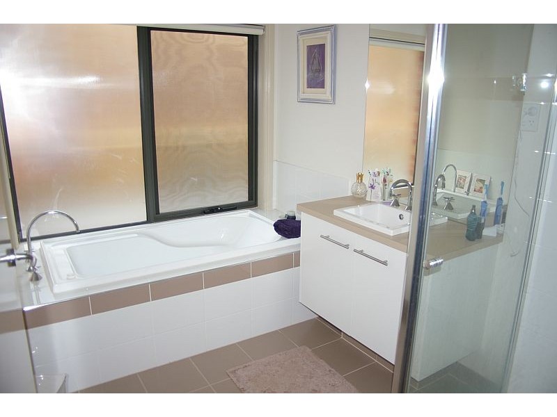 17 Alcheringa Court, Gisborne VIC 3437