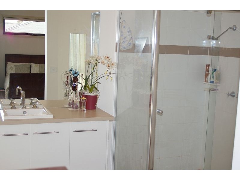 17 Alcheringa Court, Gisborne VIC 3437