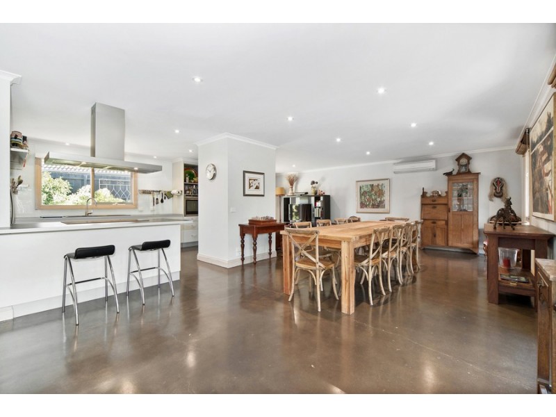 19 Bolithos Road, Riddells Creek VIC 3431