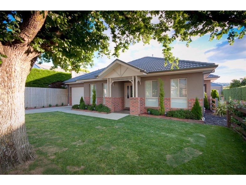 29A  Howey Street, Gisborne VIC 3437