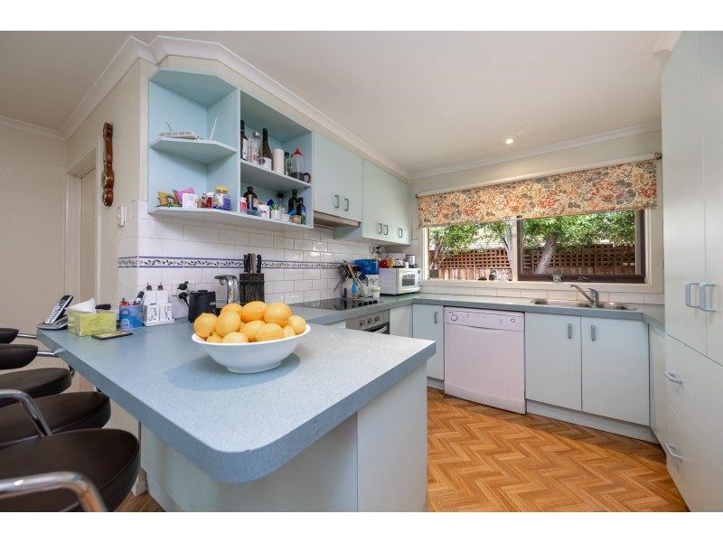 11 Scenic Court, Gisborne VIC 3437