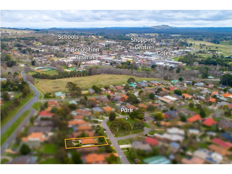11 Scenic Court, Gisborne VIC 3437