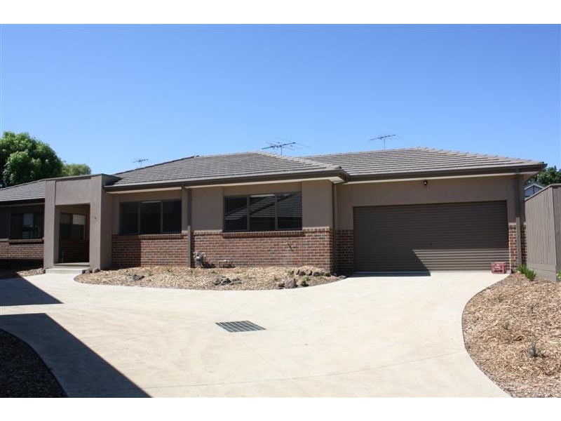 6/9  Rodney Street, Gisborne VIC 3437