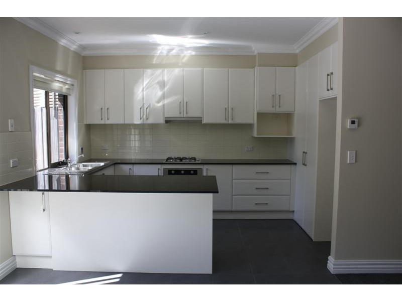 6/9  Rodney Street, Gisborne VIC 3437