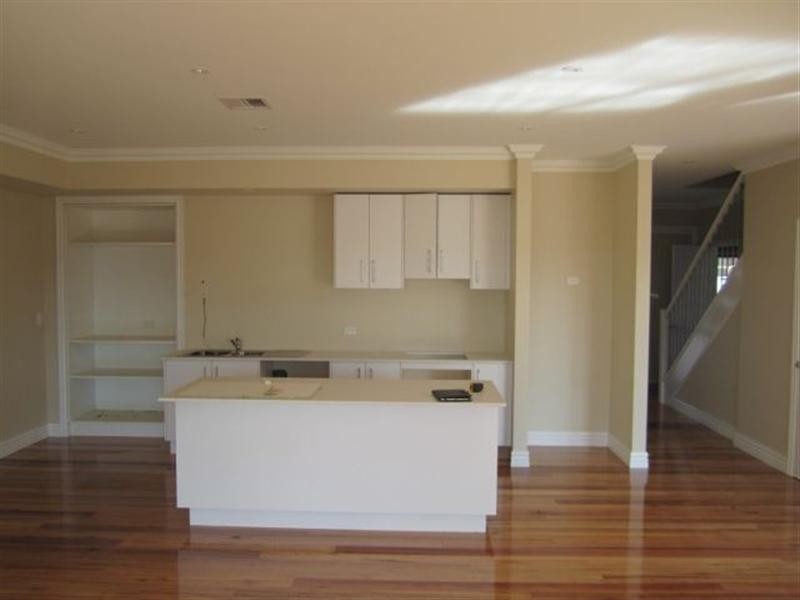 3/9 Rodney Street, Gisborne VIC 3437