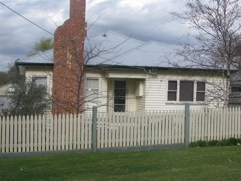 75 Brantome Street, Gisborne VIC 3437