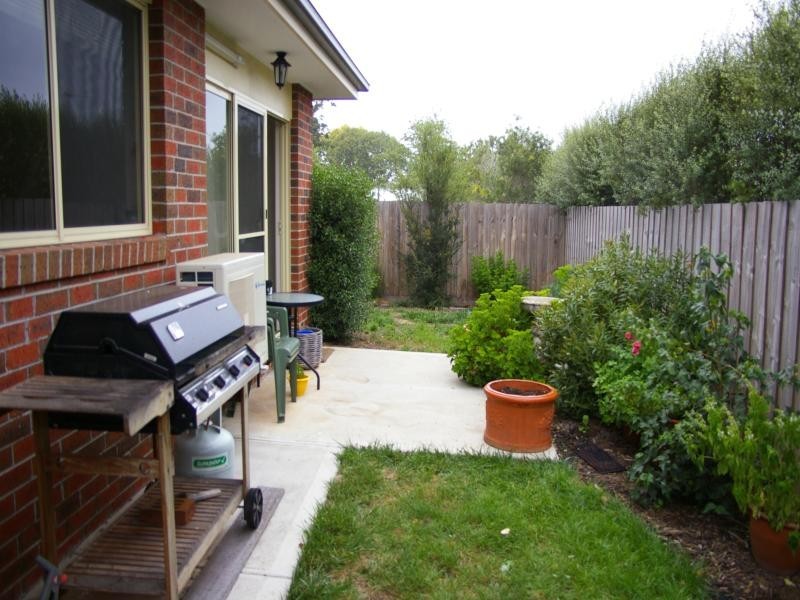 Unit 7/6-8 Rodney St, Gisborne VIC 3437