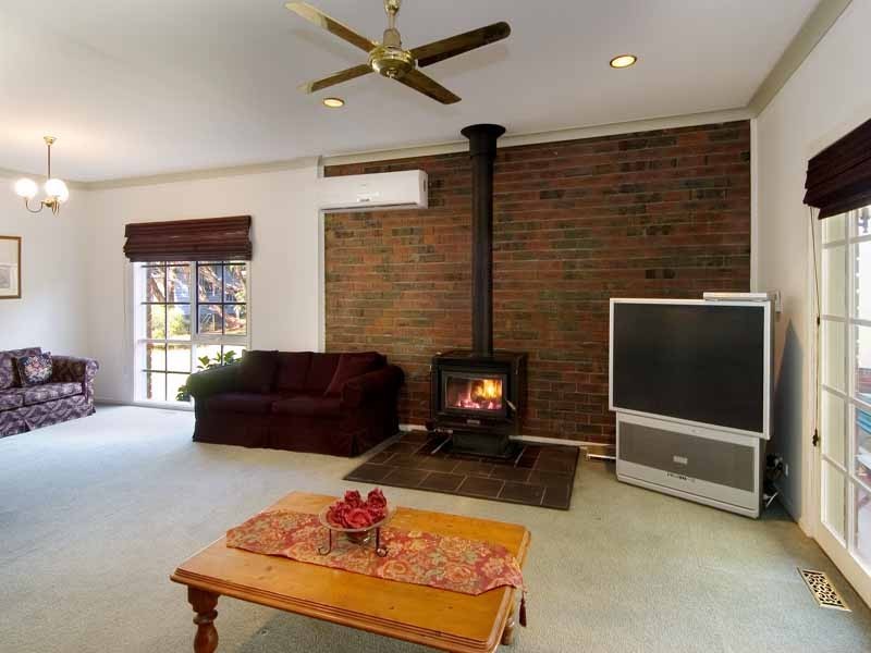 15 The Willows, Gisborne VIC 3437