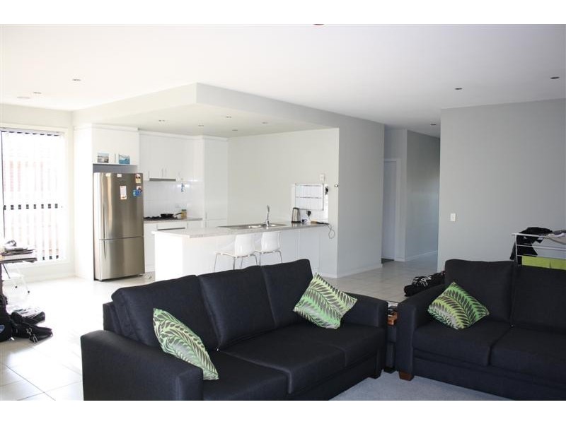 30 Sunnypark Close, Gisborne VIC 3437