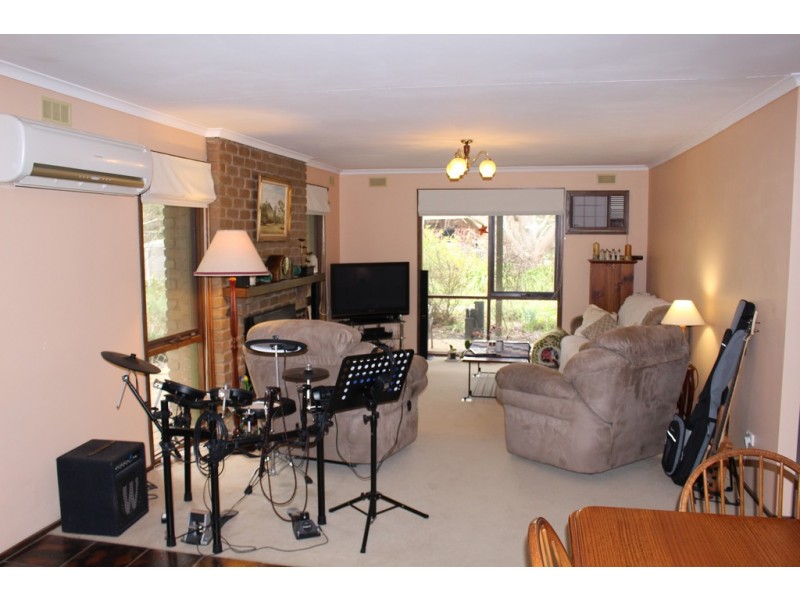 3 Slattery Crescent, Gisborne VIC 3437