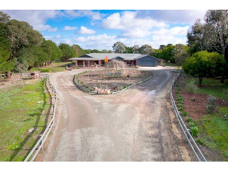 62 Tweddle Road, Gisborne South VIC 3437