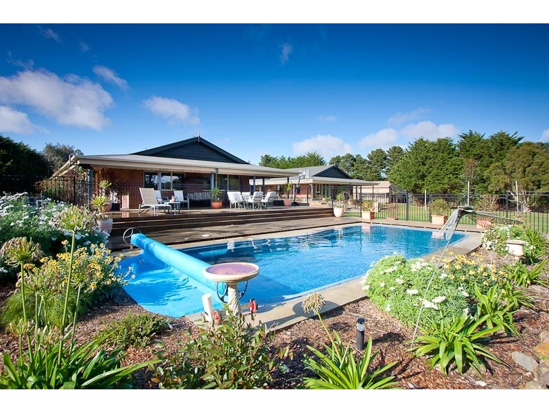 62 Tweddle Road, Gisborne South VIC 3437