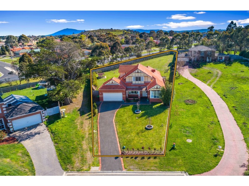 10 Olivia Court, Gisborne VIC 3437
