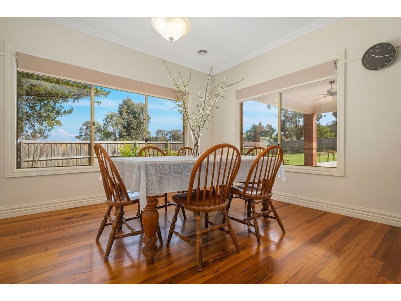 10 Olivia Court, Gisborne VIC 3437