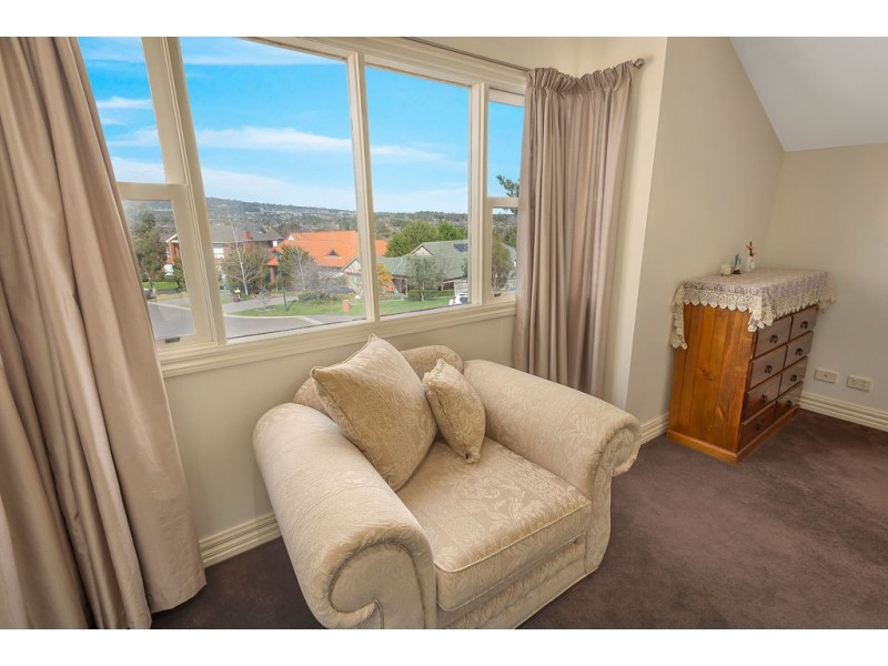 10 Olivia Court, Gisborne VIC 3437