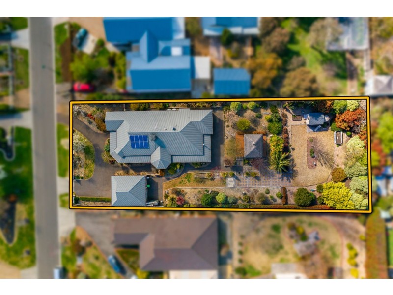6 Glenton Court, Gisborne VIC 3437