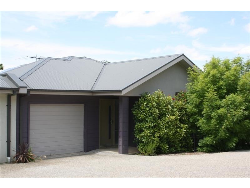 2/1-5 Rodney Street, Gisborne VIC 3437