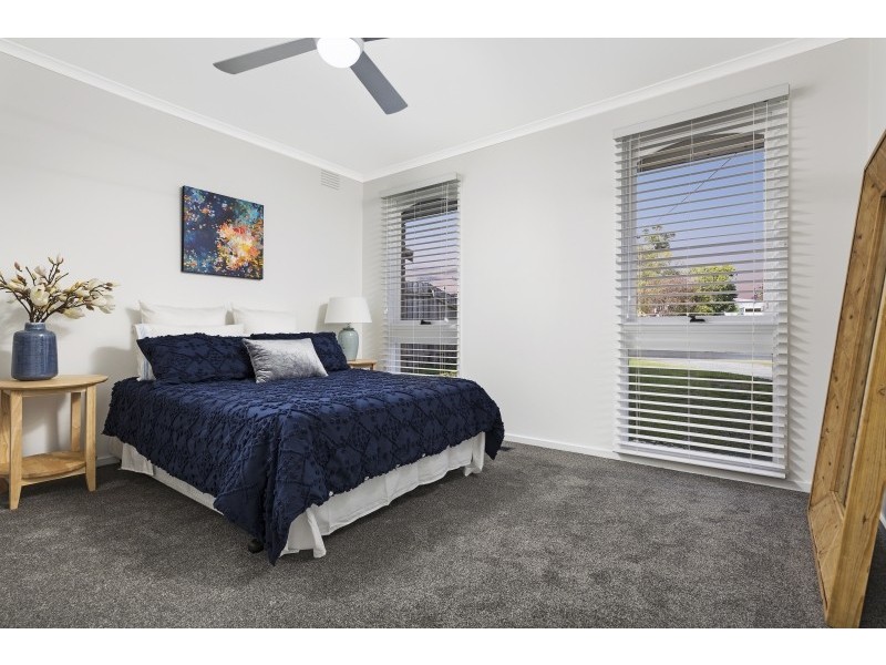 30 Grant Avenue, Gisborne VIC 3437