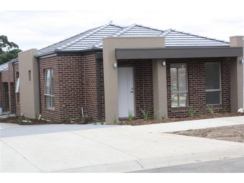 3/6 Francis Crescent, Gisborne VIC 3437