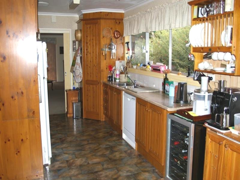 768 Gisborne-Melton Rd, Gisborne VIC 3437