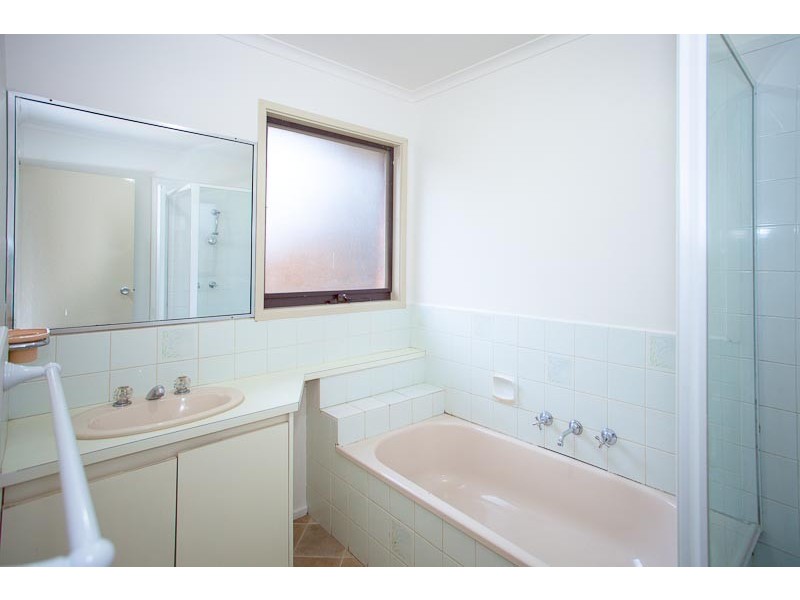 3 Scenic Crt, Gisborne VIC 3437