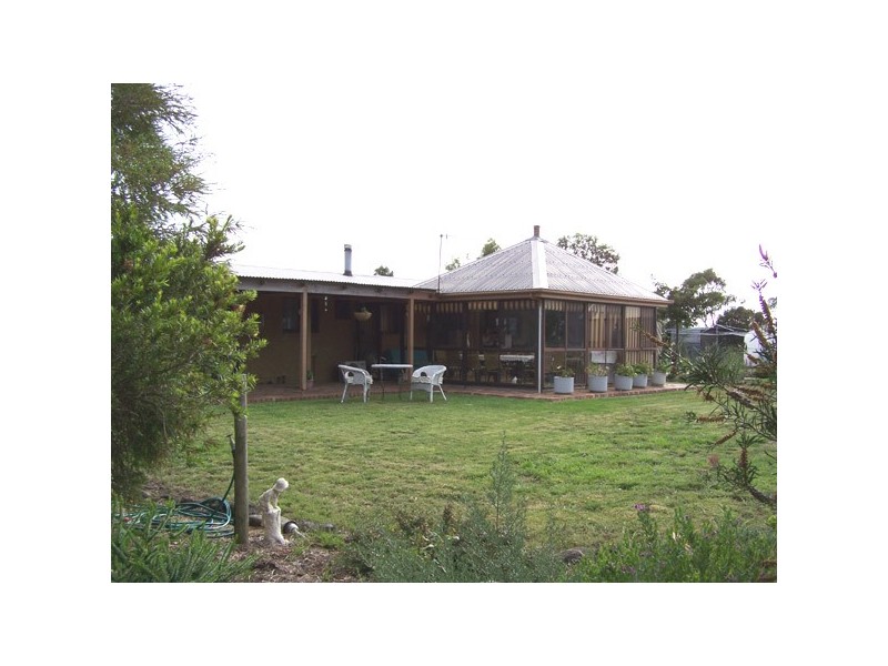 123  Markham Rd, Riddells Creek VIC 3431