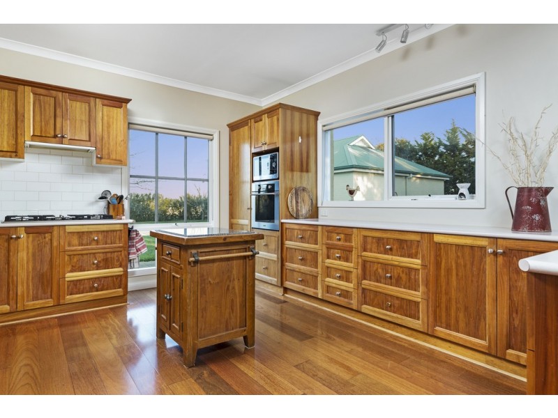 22 Rubiton Court, Gisborne VIC 3437