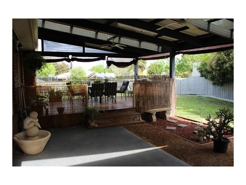 26 Hilltop Way, Gisborne VIC 3437