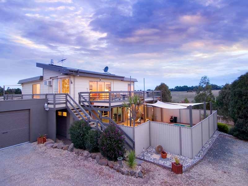 46 Duckholes Rd*, Romsey VIC 3434