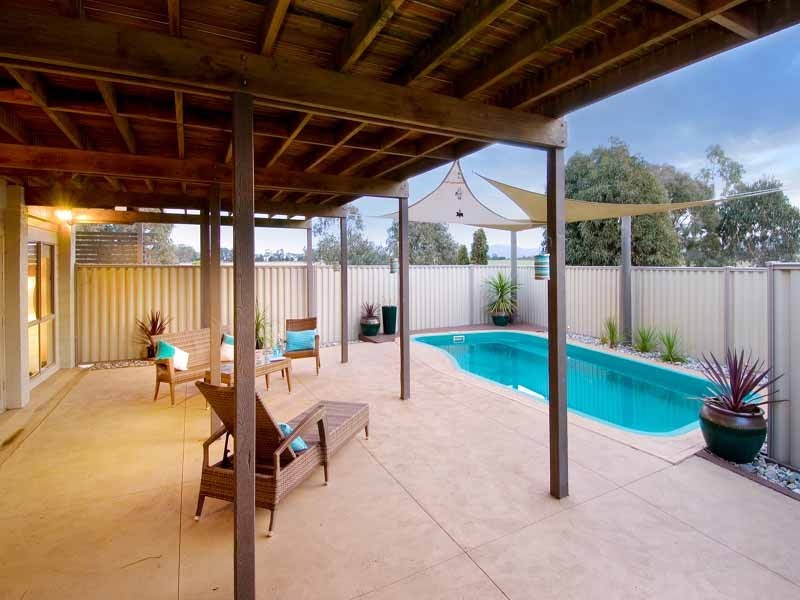 46 Duckholes Rd*, Romsey VIC 3434