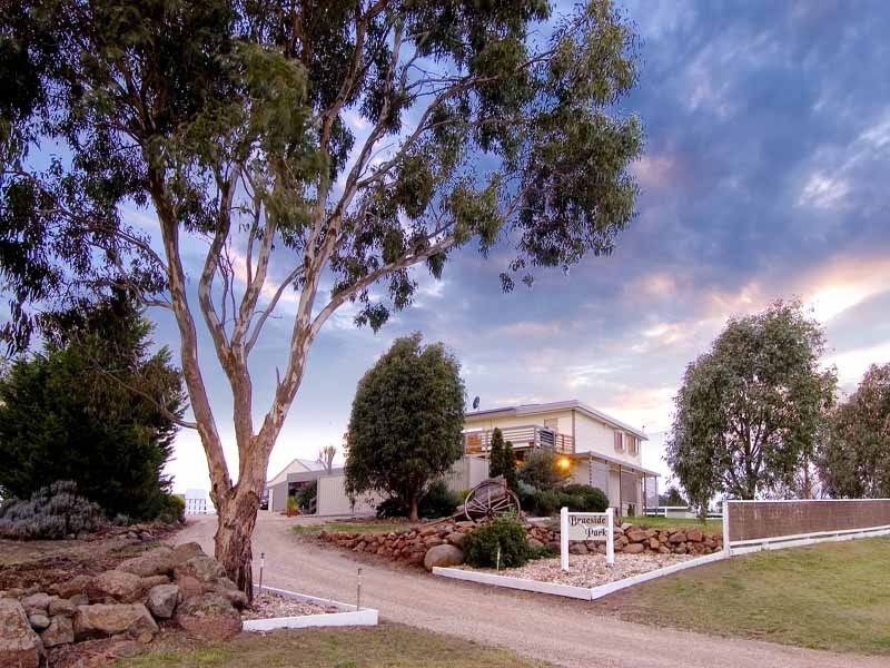 46 Duckholes Rd*, Romsey VIC 3434